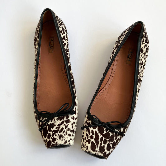 Alaïa Animal Print Pony Cowhide Ballet Flats (40 EU)