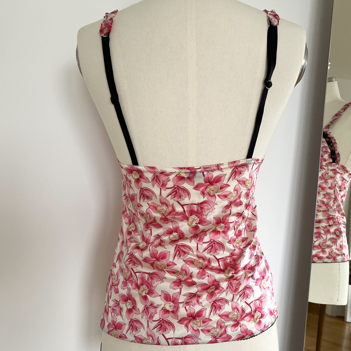 Dolce & Gabbana Orchid Silk Cami Top (s/m)