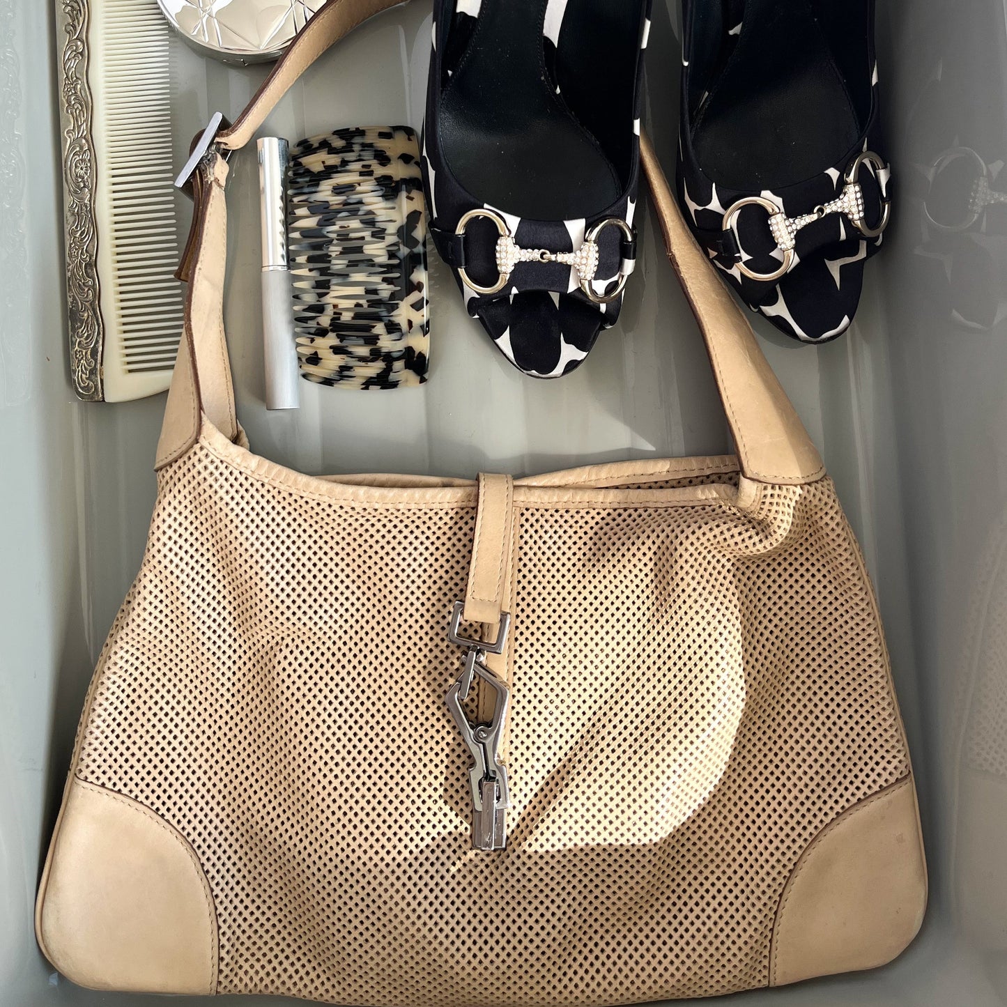 Gucci Jackie Leather Bag Beige
