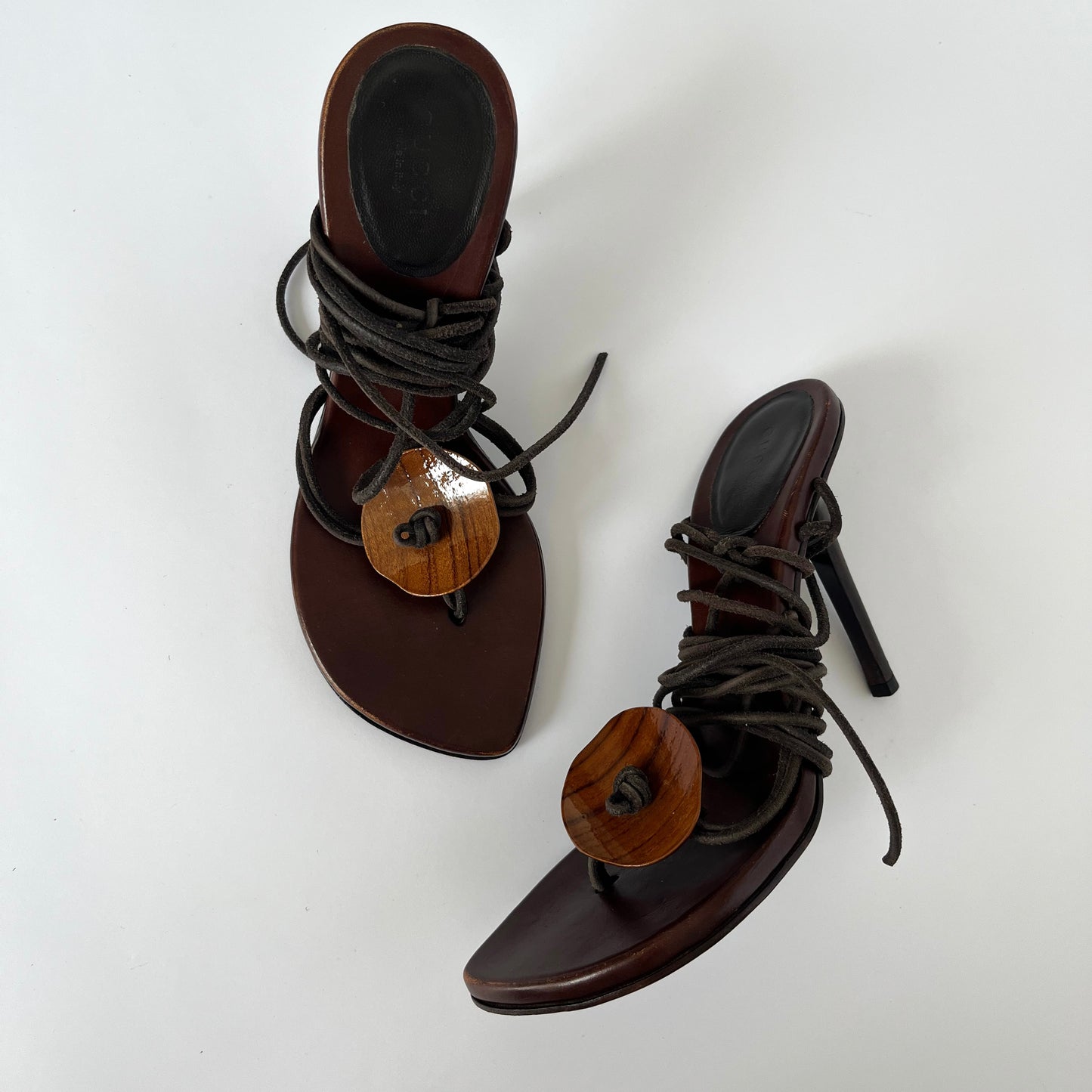 Gucci by Tom Ford Leather Wrap Around Sandals (38 EU)